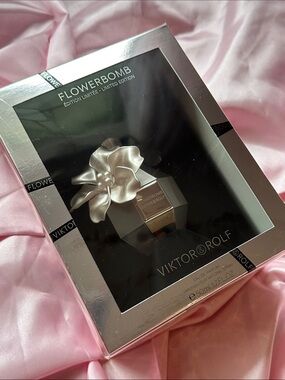 Viktor & Rolf Flowerbomb Limited Edition Silver version